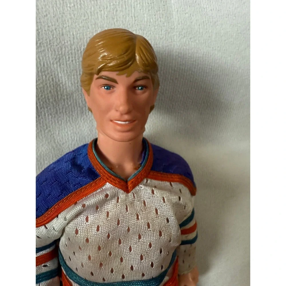 1983 vintage Wayne‎ Gretzky Mattel the great Gretzky doll Edmonton Oilers